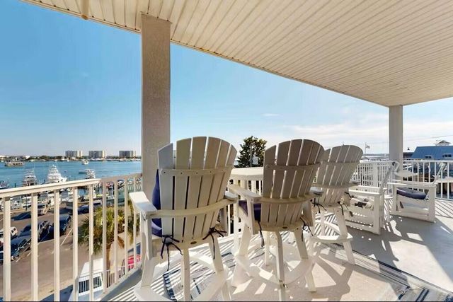 212 Harbor Boulevard 301, Destin, FL 32541