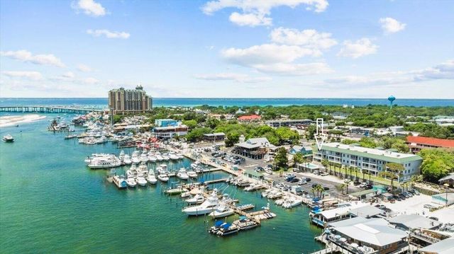 212 Harbor Boulevard 301, Destin, FL 32541