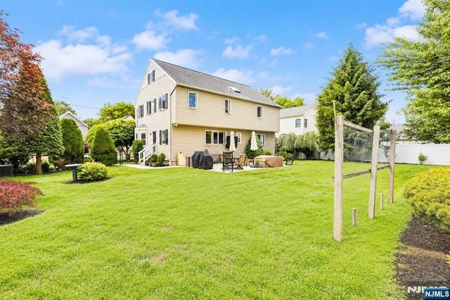 71 Prospect Avenue, New Milford, NJ 07646