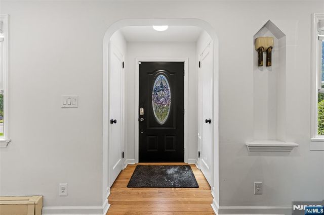 71 Prospect Avenue, New Milford, NJ 07646