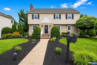 71 Prospect Avenue, New Milford, NJ 07646