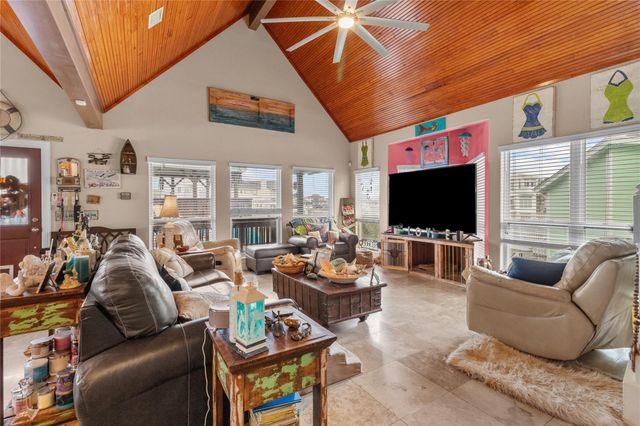 106 Isles End Road, Tiki Island, TX 77554