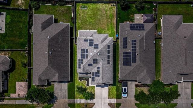 15623 Hanover Breeze Lane, Houston, TX 77044