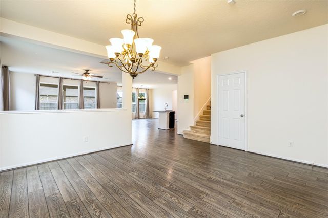 15623 Hanover Breeze Lane, Houston, TX 77044