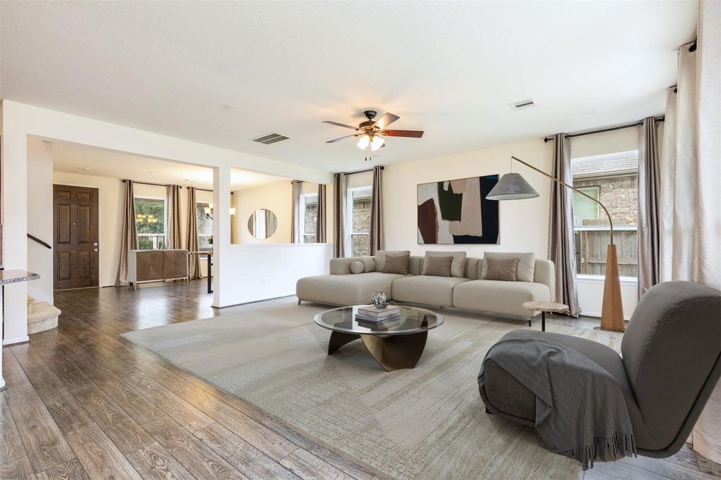 15623 Hanover Breeze Lane, Houston, TX 77044