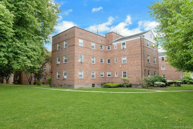 330 S Broadway B2, Tarrytown, NY 10591