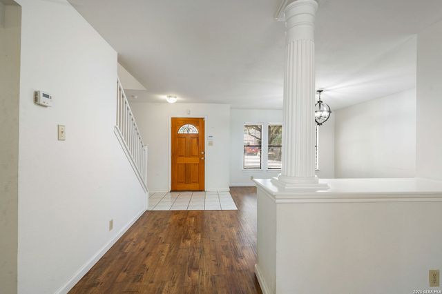 8507 Park Olympia, Universal City, TX 78148