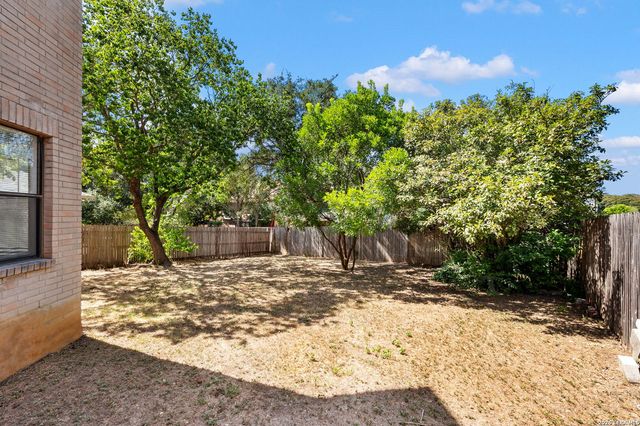 8507 Park Olympia, Universal City, TX 78148