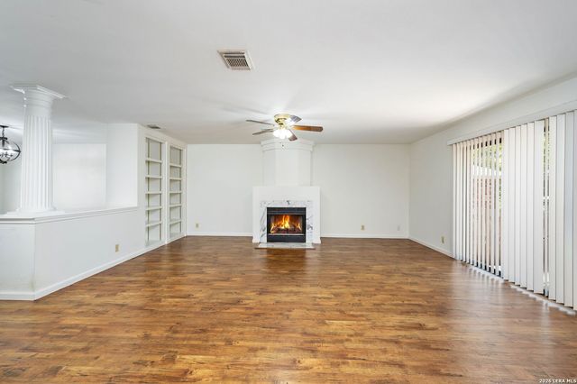 8507 Park Olympia, Universal City, TX 78148
