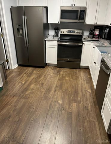 11 High Ridge Court, Franklin, OH 45005