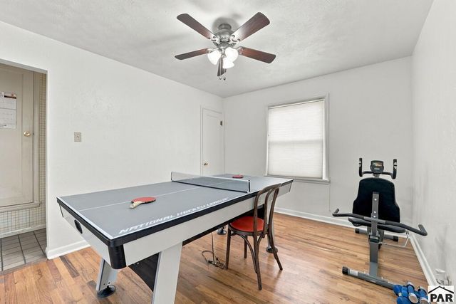 411 Kenwood Dr, Pueblo, CO 81004