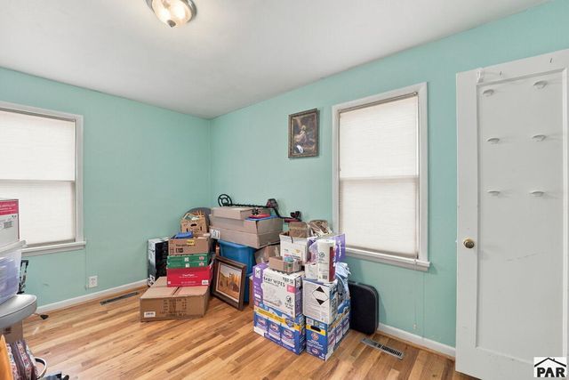 411 Kenwood Dr, Pueblo, CO 81004