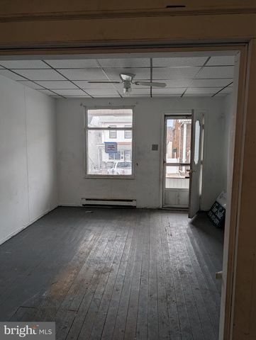 438 W 6TH ST, Mount Carmel, PA 17851