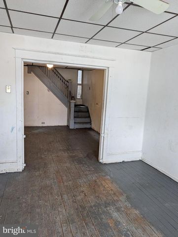 438 W 6TH ST, Mount Carmel, PA 17851