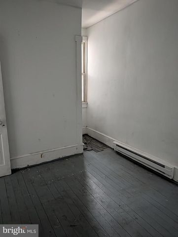 438 W 6TH ST, Mount Carmel, PA 17851