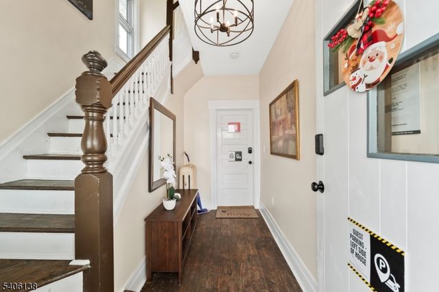 54 Riggs Pl, West Orange Twp., NJ 07052