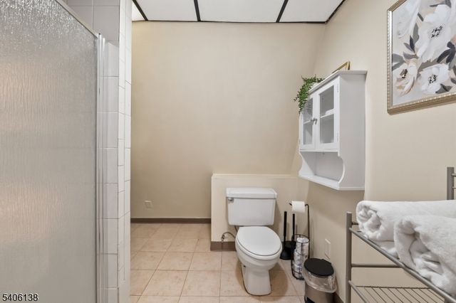 54 Riggs Pl, West Orange Twp., NJ 07052