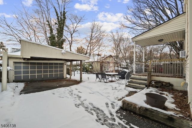 54 Riggs Pl, West Orange Twp., NJ 07052