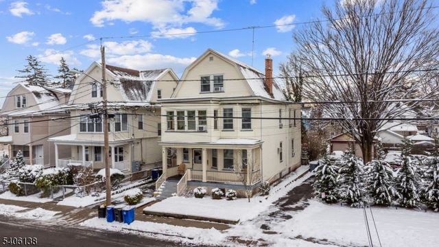 54 Riggs Pl, West Orange Twp., NJ 07052