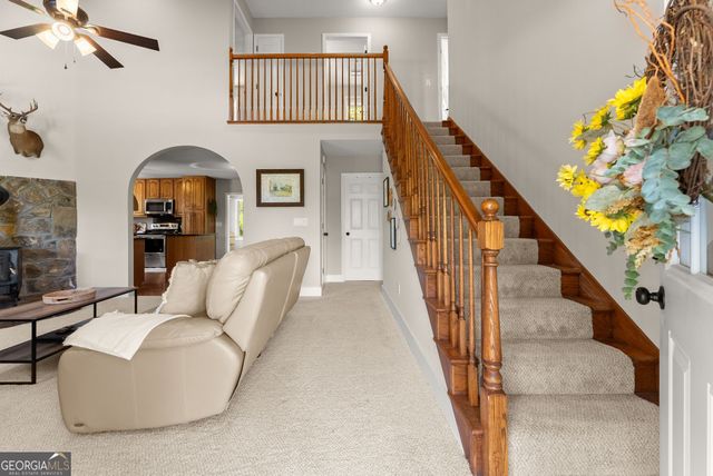 128 Logans Trail, Cleveland, GA 30528