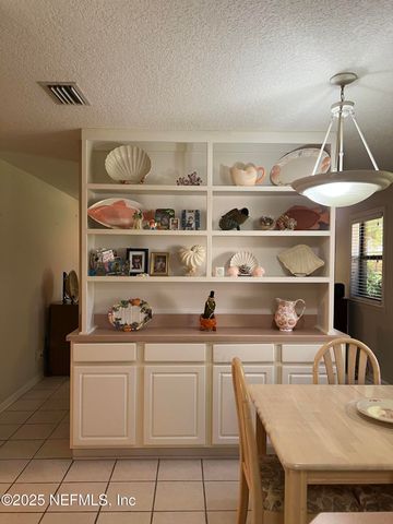 3962 EUNICE Road, Jacksonville, FL 32250