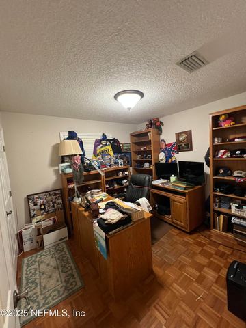 3962 EUNICE Road, Jacksonville, FL 32250