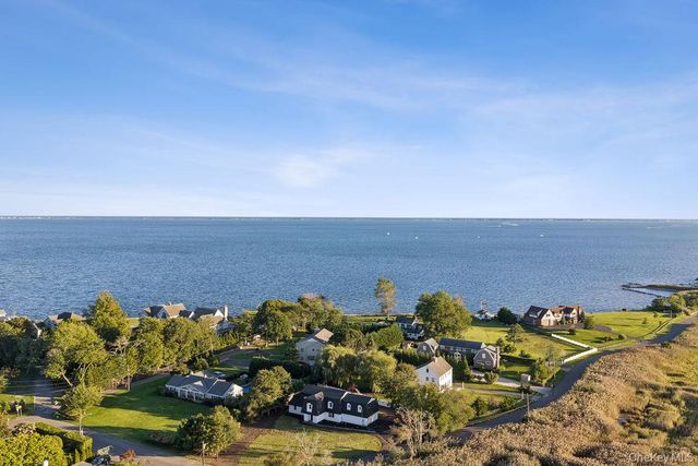80 Oak Road, Bayport, NY 11705