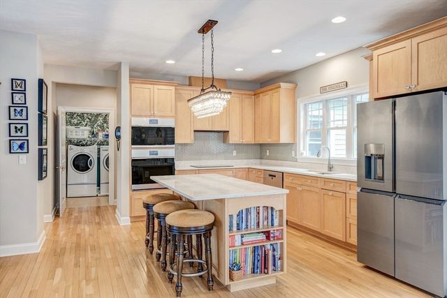 17 Aberdeen 17, Plymouth, MA 02360