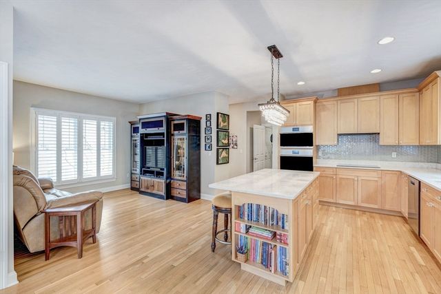 17 Aberdeen 17, Plymouth, MA 02360