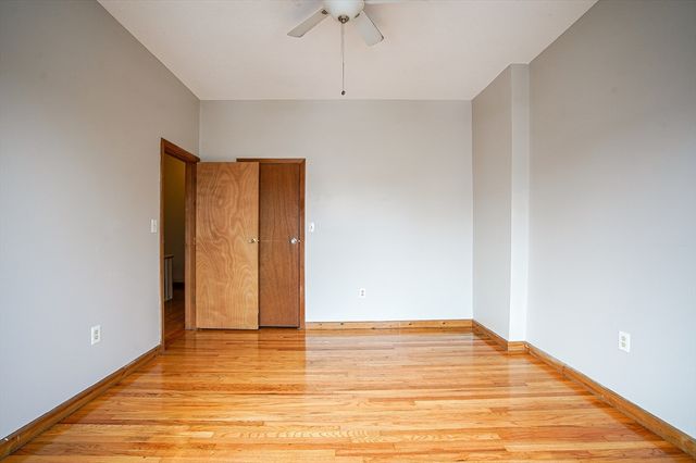 193 Beech Street 193, Holyoke, MA 01040