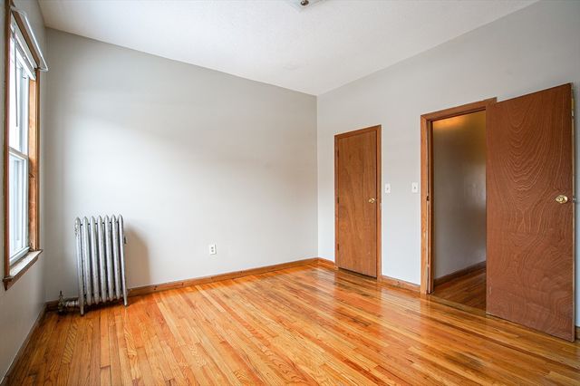 193 Beech Street 193, Holyoke, MA 01040