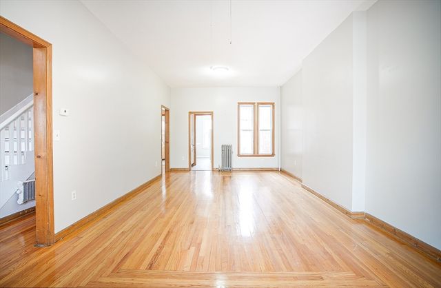 193 Beech Street 193, Holyoke, MA 01040