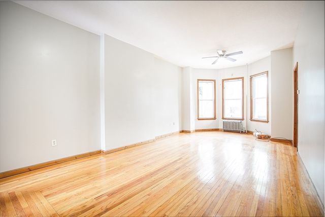 193 Beech Street 193, Holyoke, MA 01040