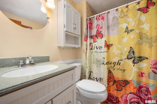 112 SUMMER Circle, East Peoria, IL 61611