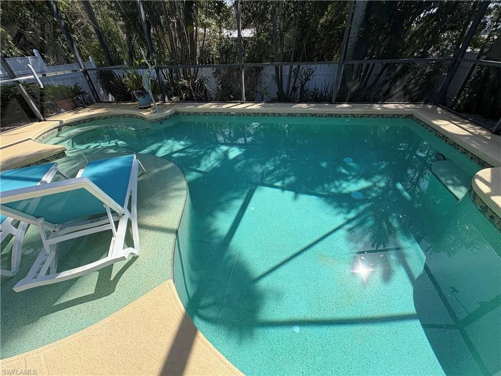 2500 Lee ST, NAPLES, FL 34112 — exterior