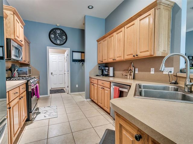 2608 SE 96th Street, Moore, OK 73160