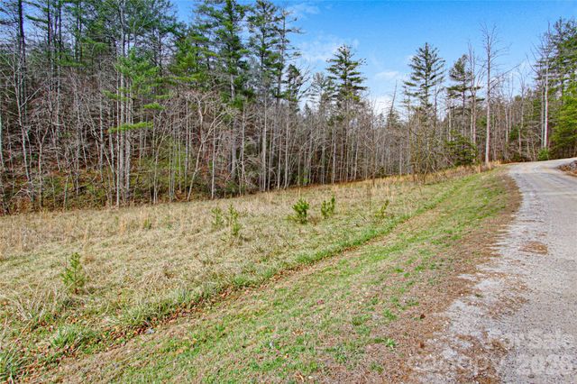 5360 Dogwood Way 839, Lenoir, NC 28645