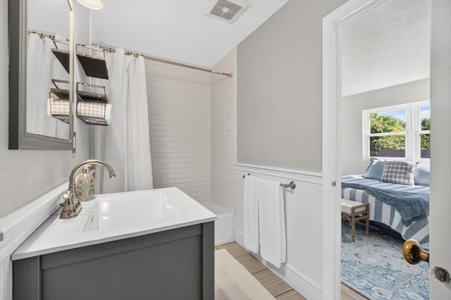 46 Tinson Rd 9, Quincy, MA 02169