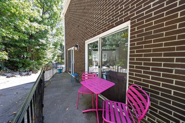 46 Tinson Rd 9, Quincy, MA 02169