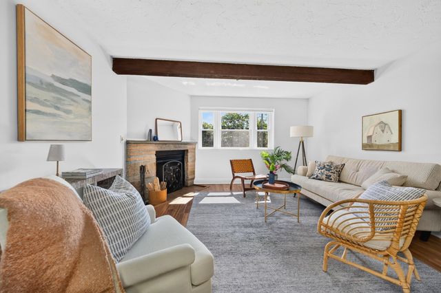 46 Tinson Rd 9, Quincy, MA 02169