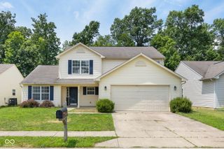 892 Flying Sun Drive, Avon, IN 46123