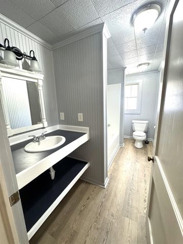 2031 Bayou Blue Rd, Houma, LA 70364