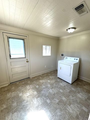 2031 Bayou Blue Rd, Houma, LA 70364