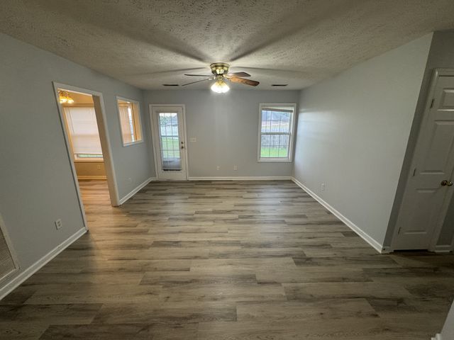 7017 Westfork Dr, Smyrna, TN 37167