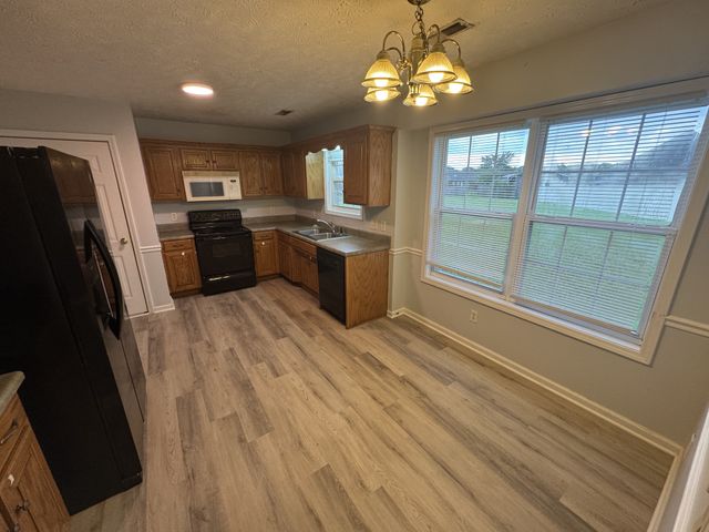 7017 Westfork Dr, Smyrna, TN 37167