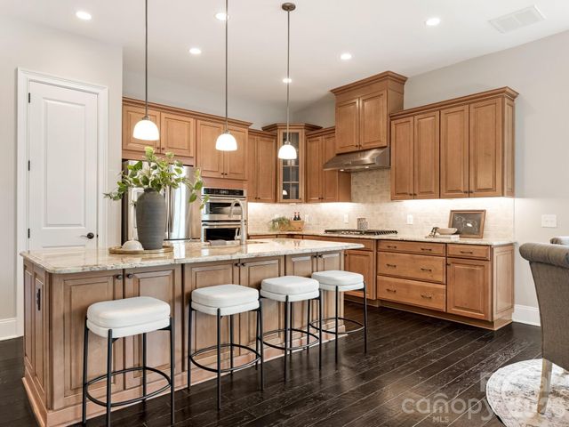 14916 Creeks Edge Drive, Charlotte, NC 28278