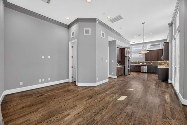 2307 Camden Drive C, Houston, TX 77021