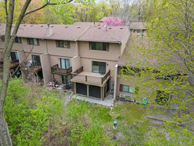 4 Ridge Road B, Circle Pines, MN 55014