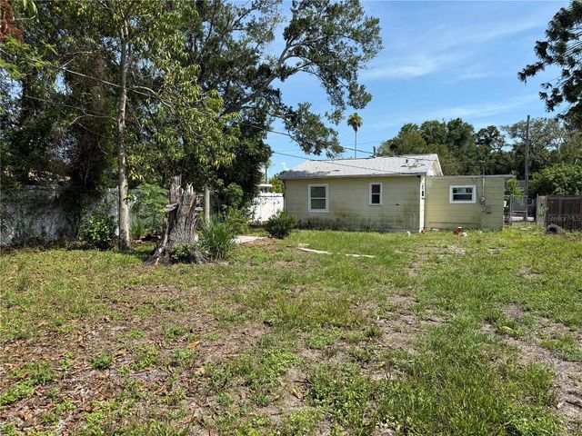 4621 17TH AVENUE S, St Petersburg, FL 33711