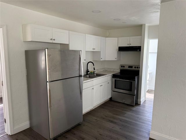 4621 17TH AVENUE S, St Petersburg, FL 33711
